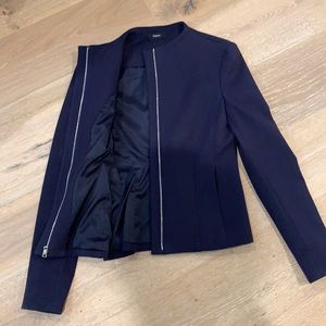 Theory Twill Sculpted Jacket in navy Sz S like new